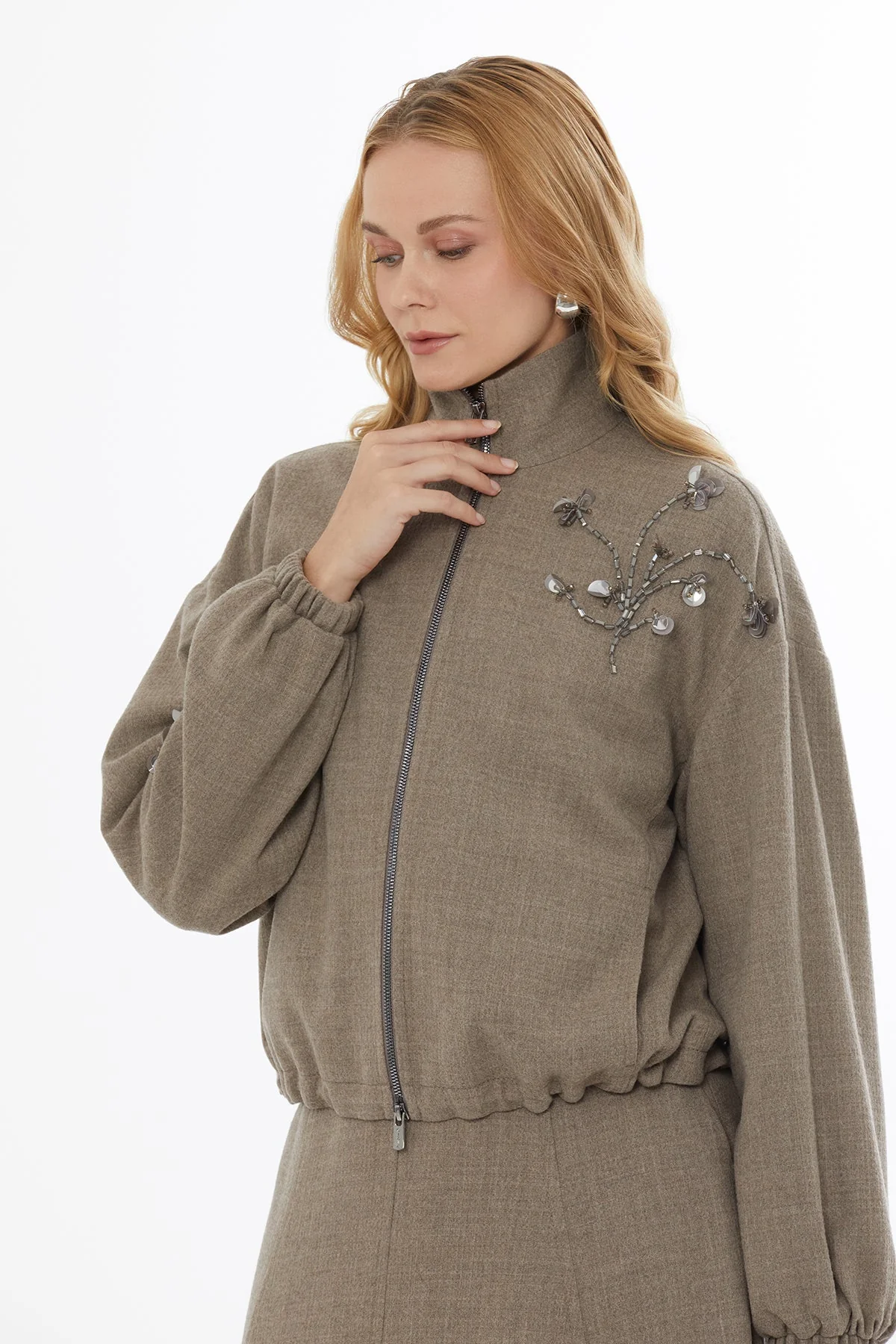 Beige Jacket with Metal Zipper - Image 2