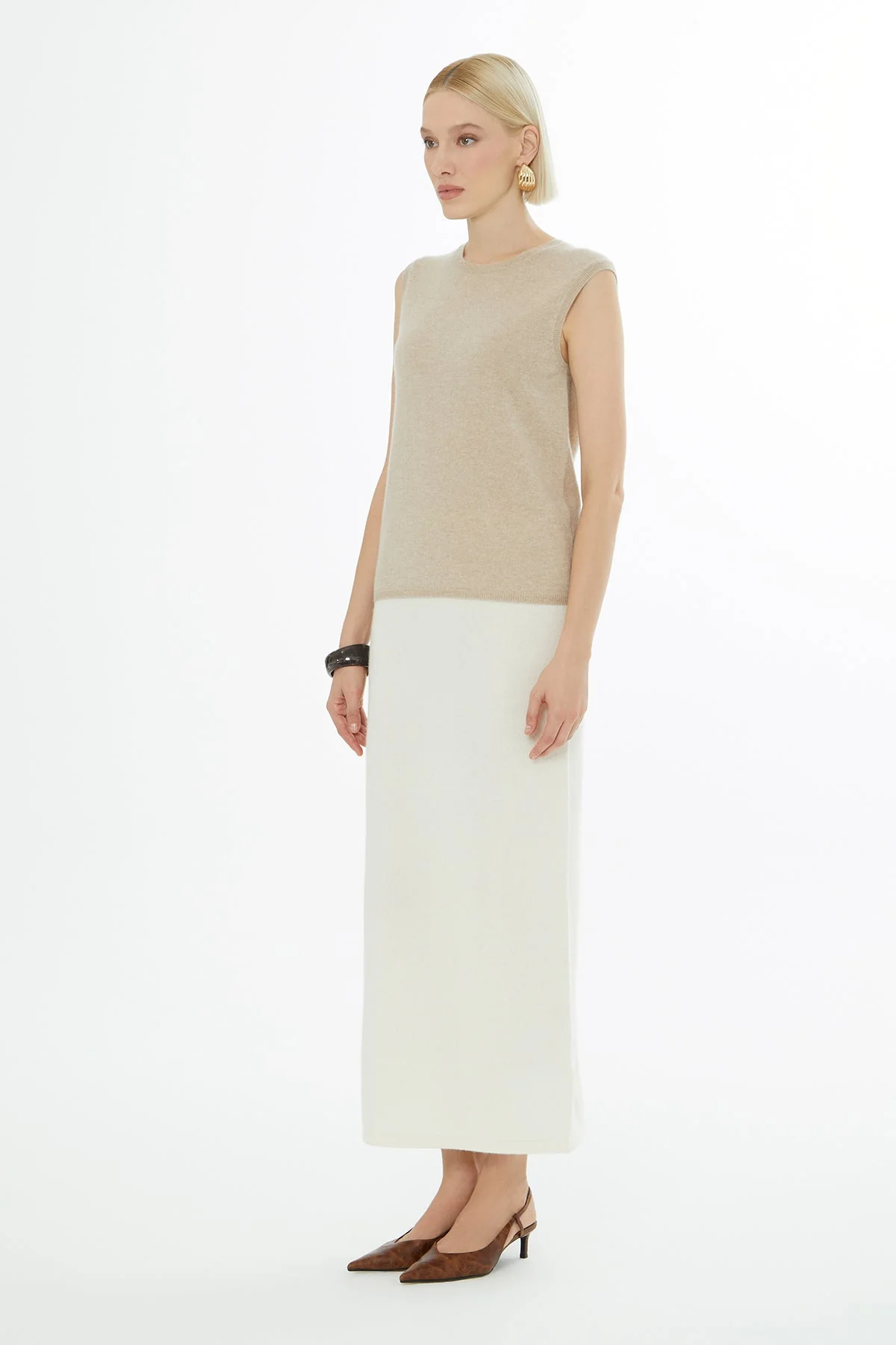 Beige Sleeveless Round-Neck Blous - Image 4