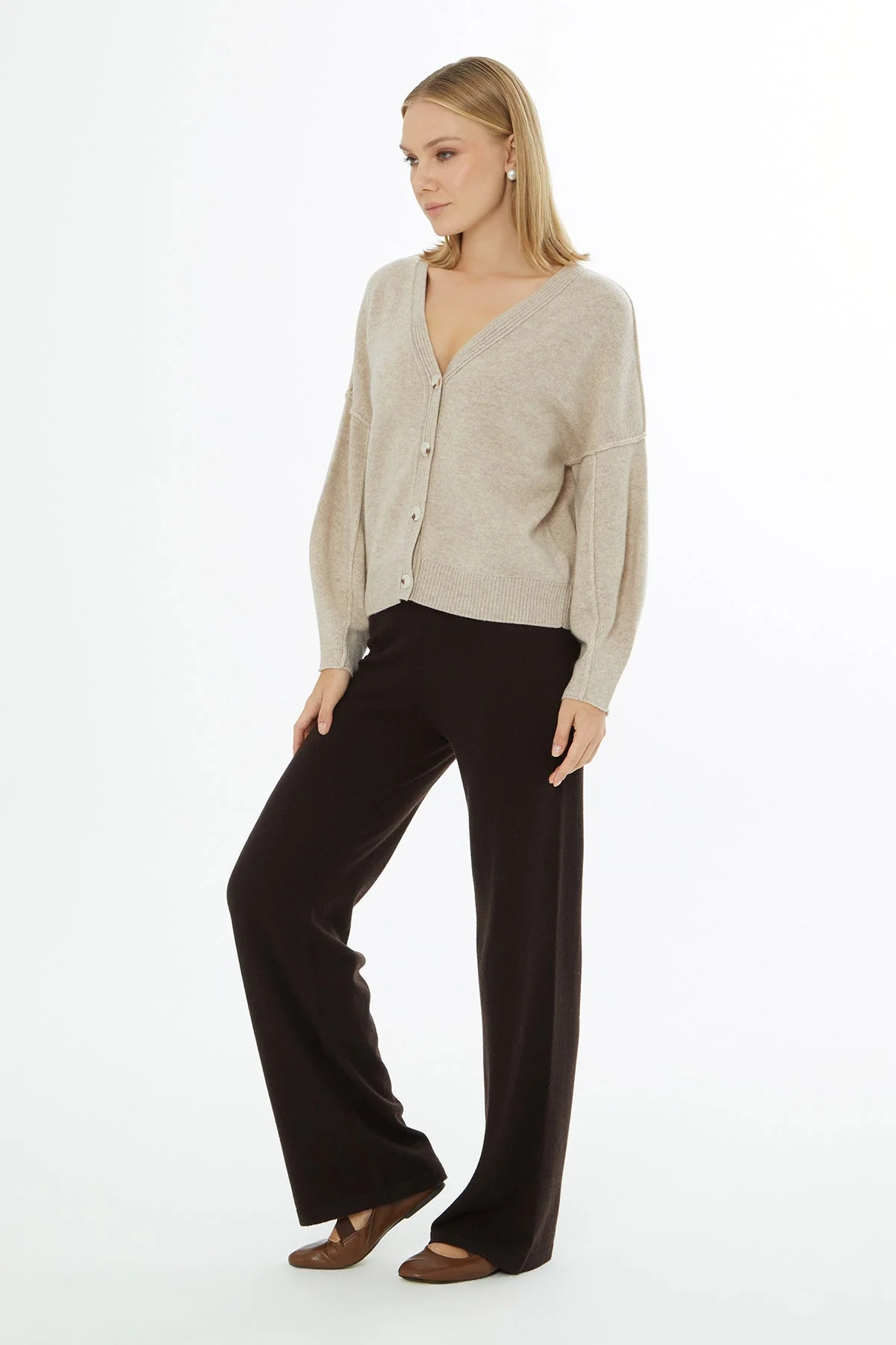 Beige V-Neck Cardigan with Button Closure - Image 4