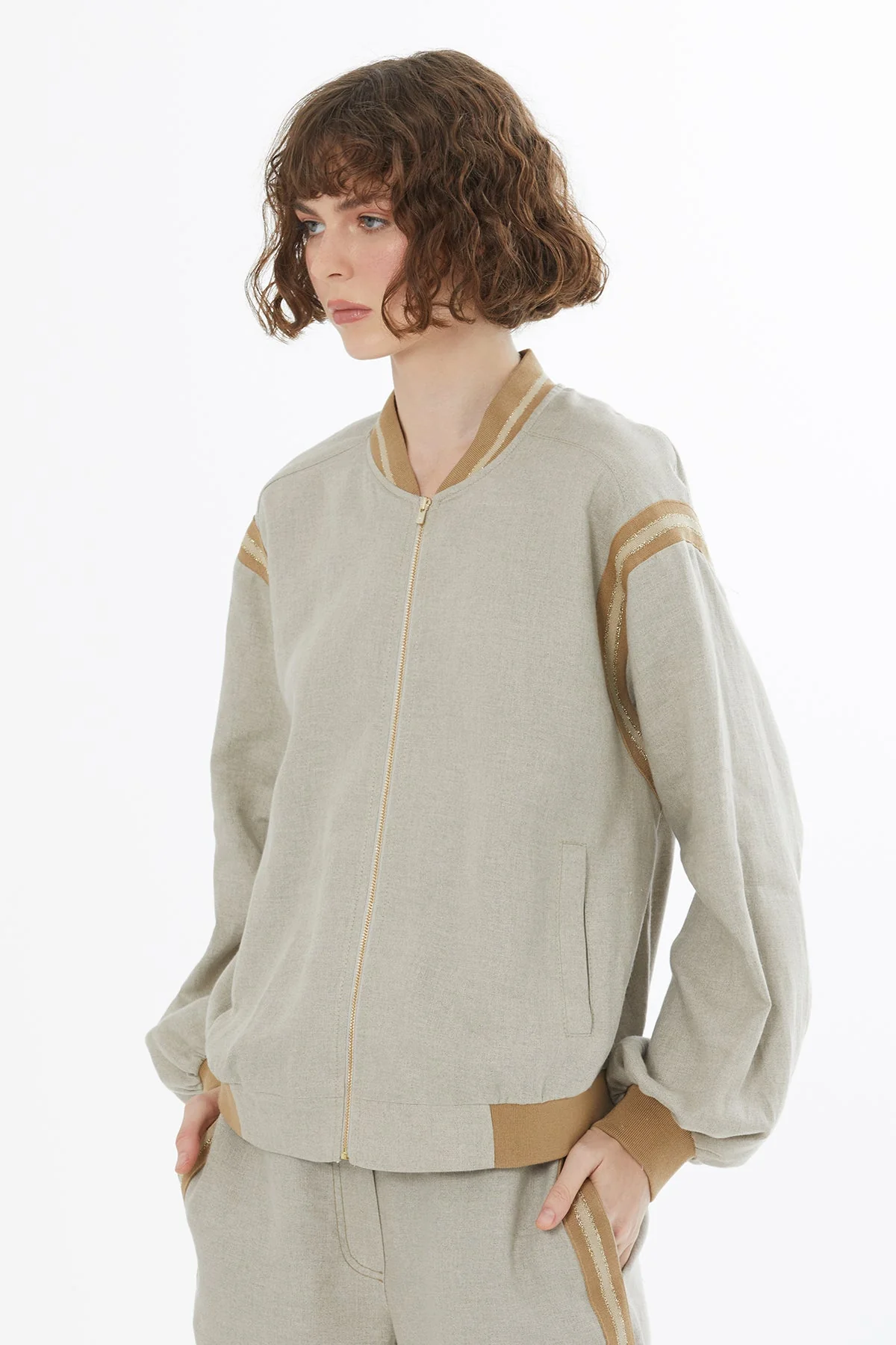 Beige Zip-Front Linen Jacket - Image 2