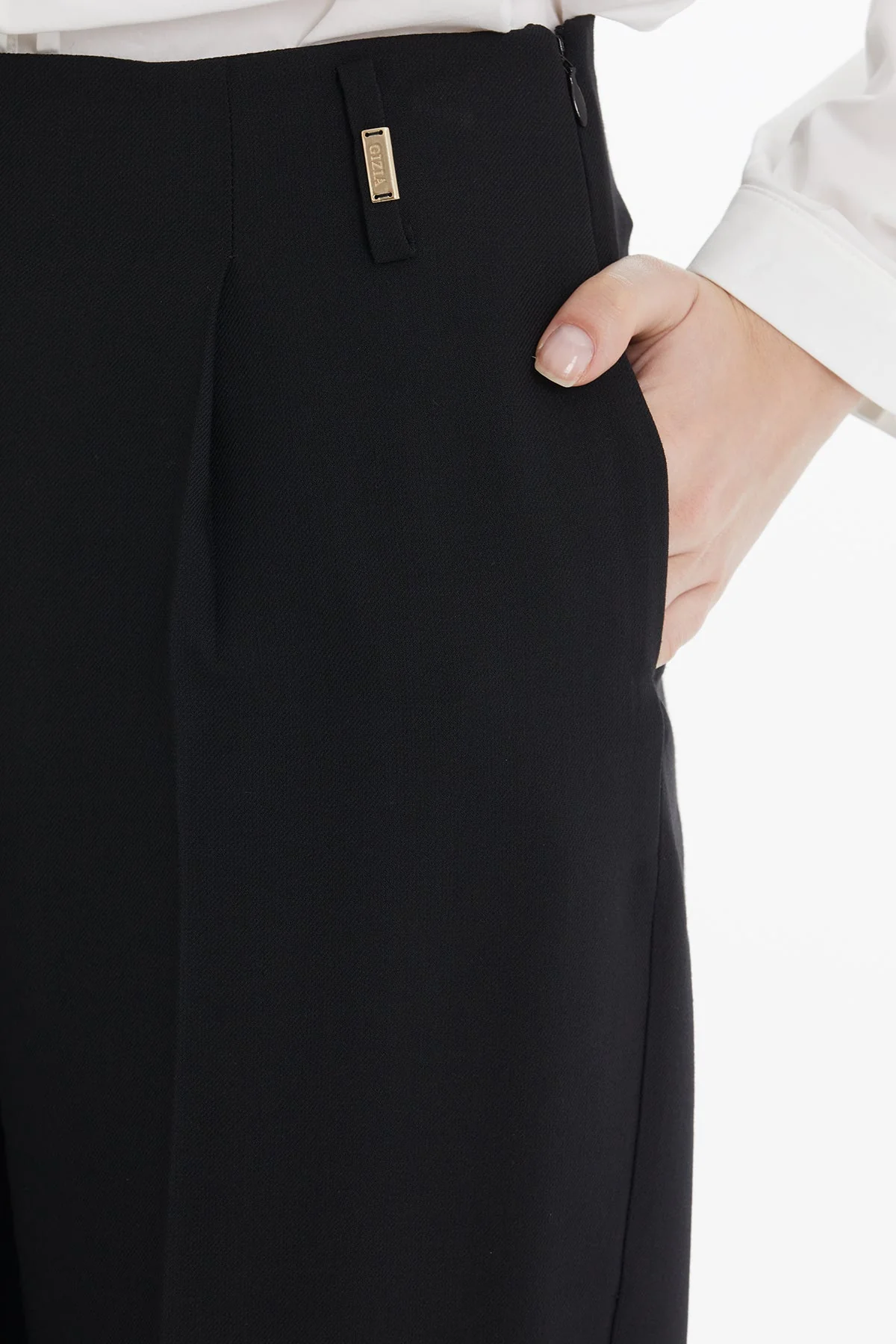 Black Ankle-Length Straight-Leg Trousers - Image 3