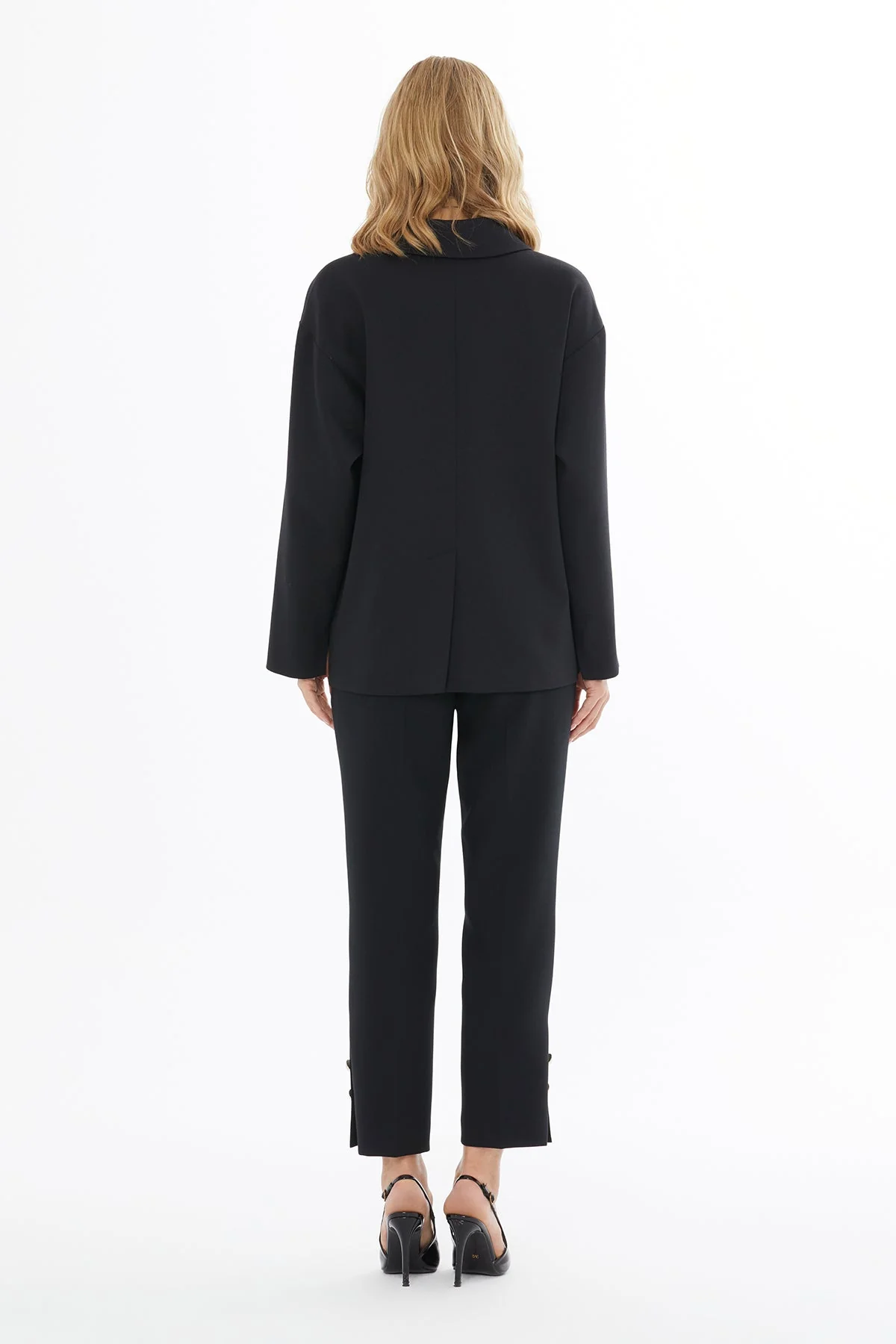 Black Jacket with Fillet Pocket Detail - Image 8