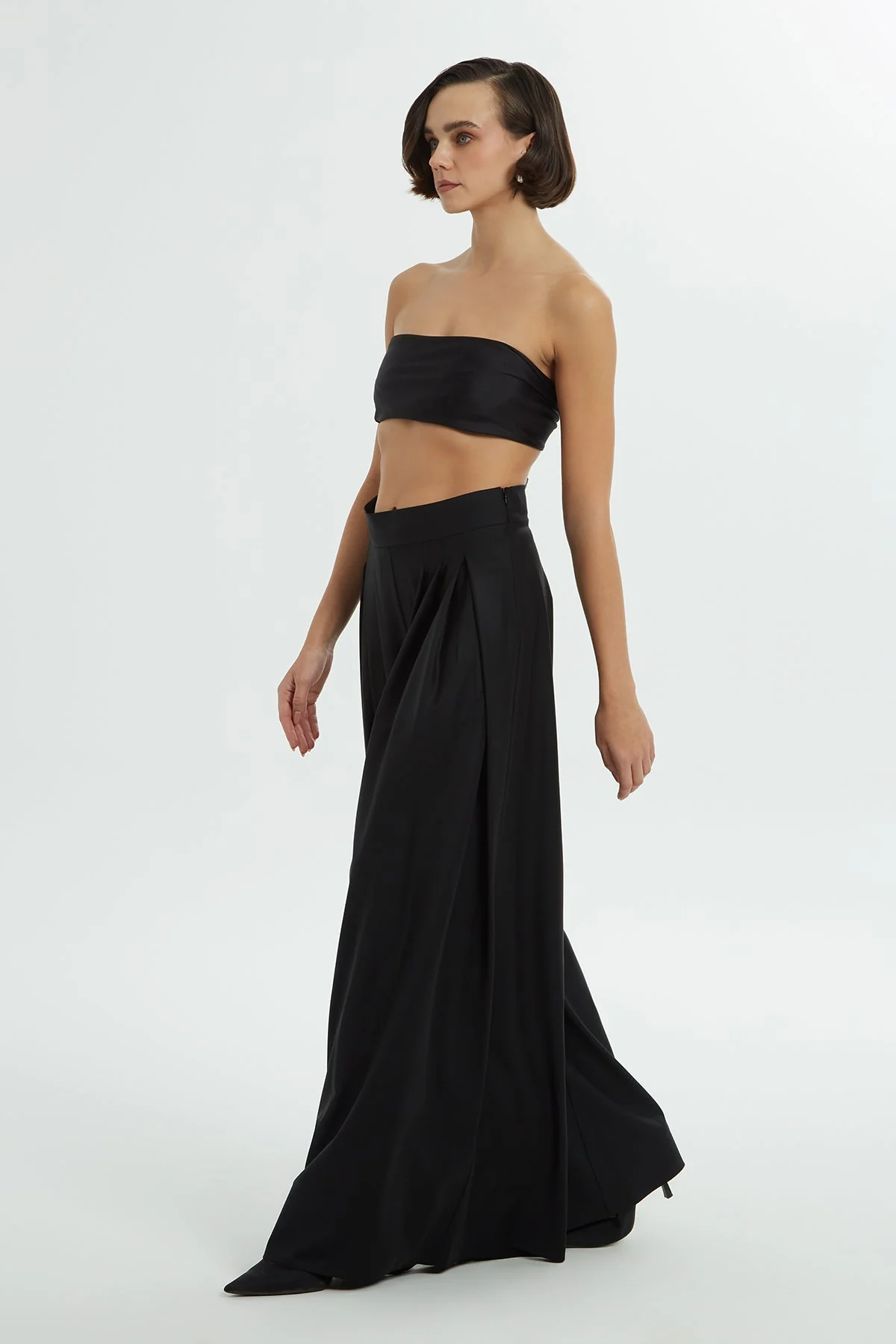 Black Loose-Fit Pants - Image 3