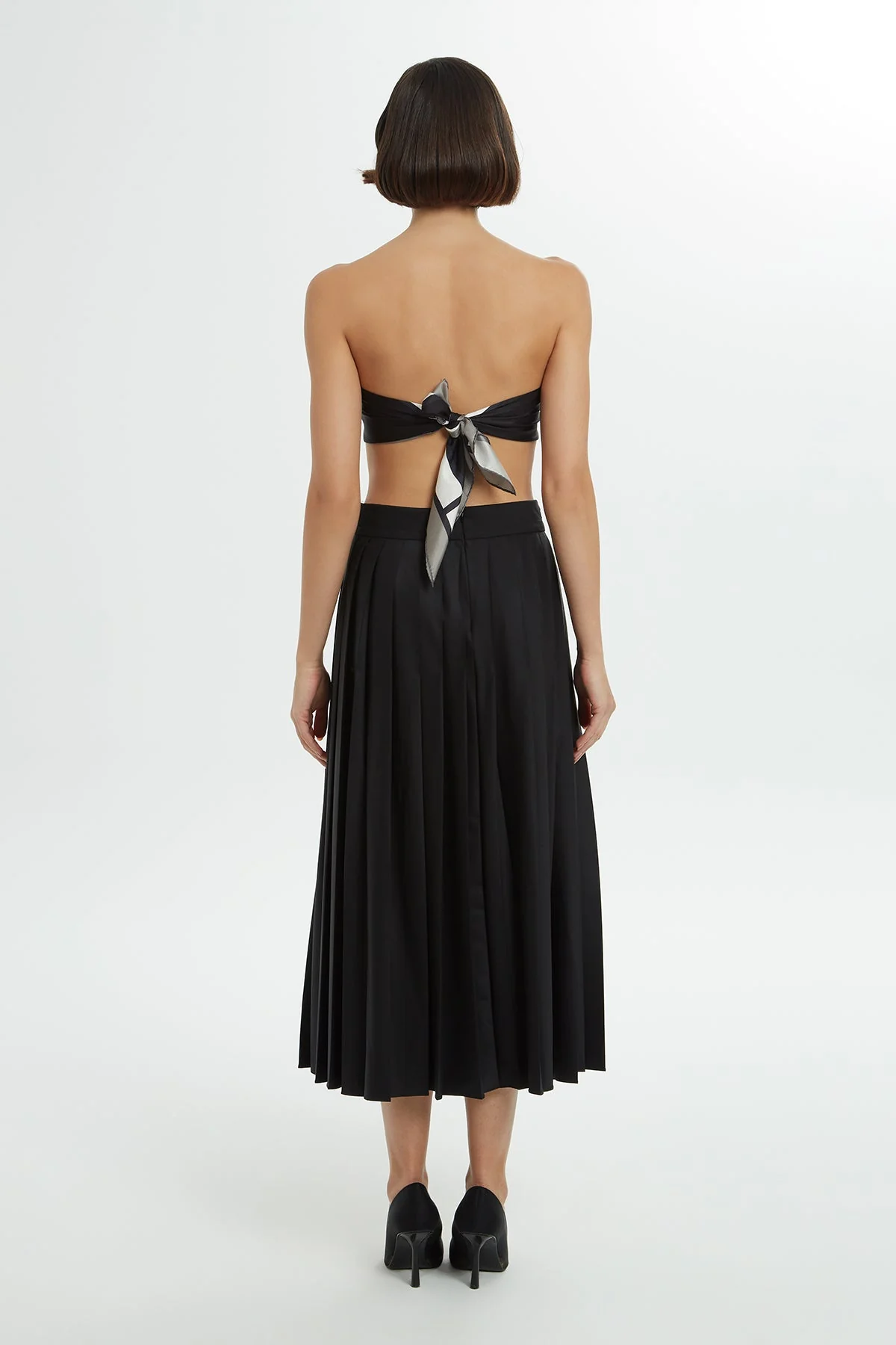 Black Pleated Midi Skirt - Image 5