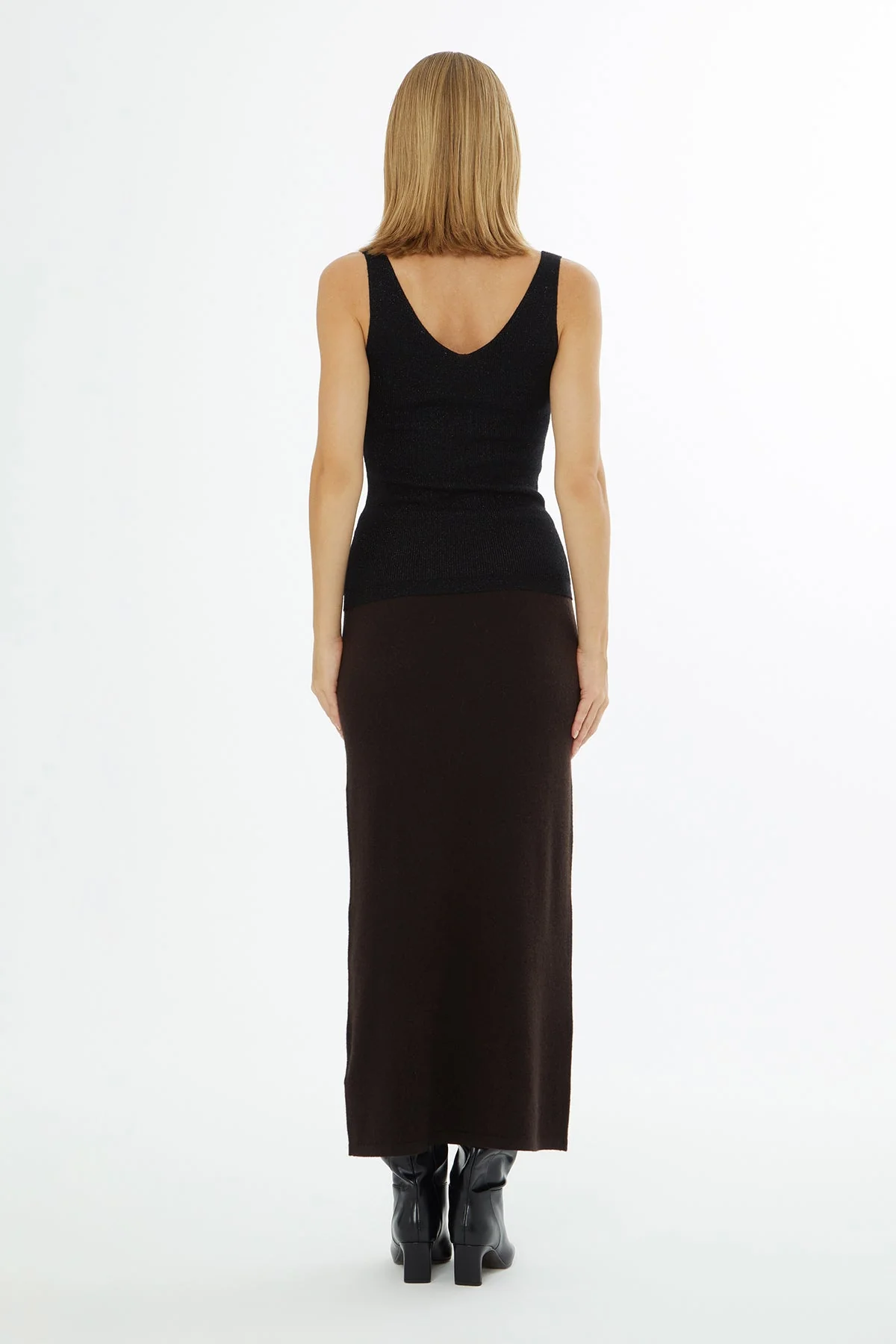 Black V-Neck Sleeveless Blouse - Image 5