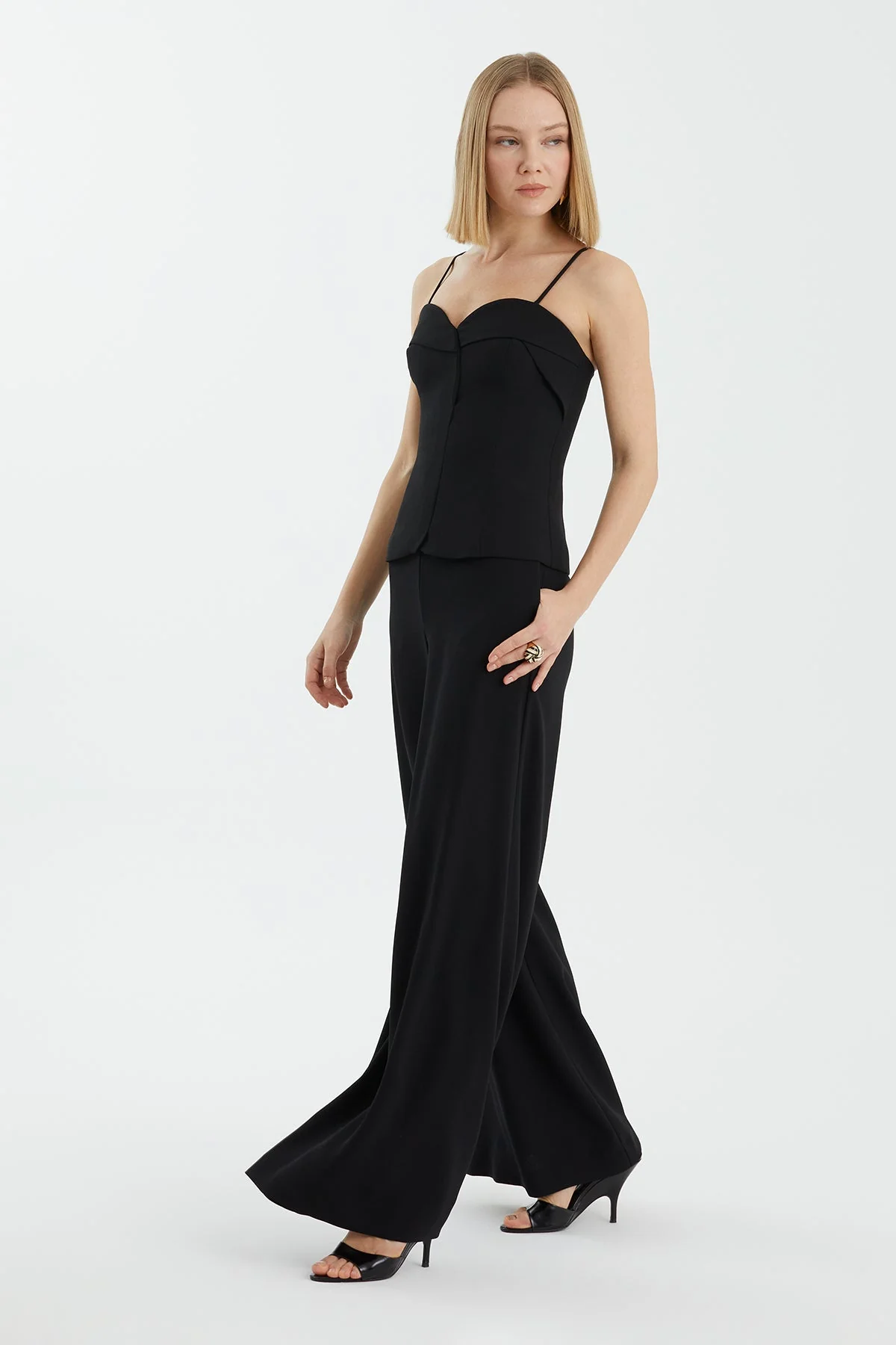 Black Zip-Up Sweetheart Neckline Camisole Top - Image 3