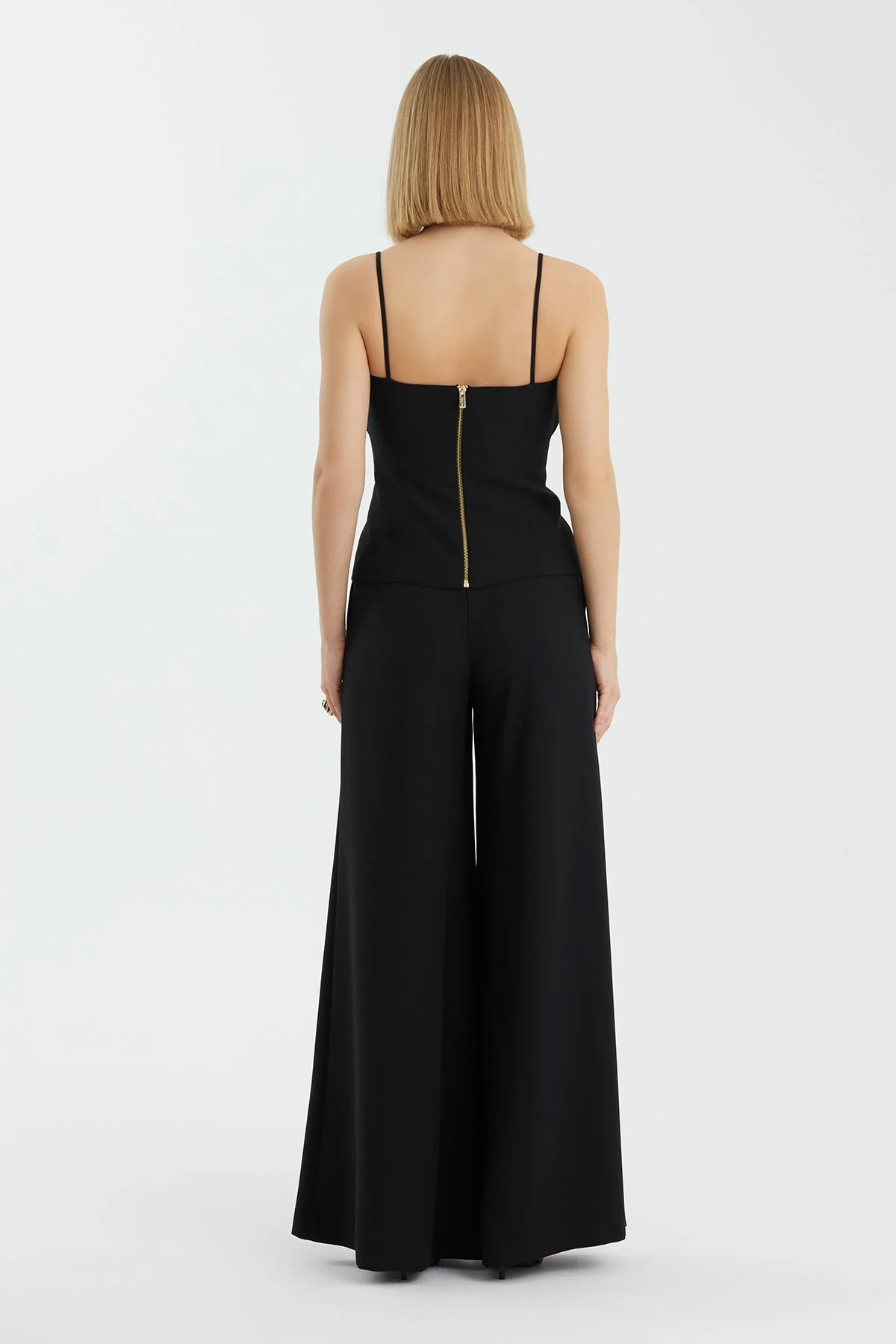 Black Zip-Up Sweetheart Neckline Camisole Top - Image 4
