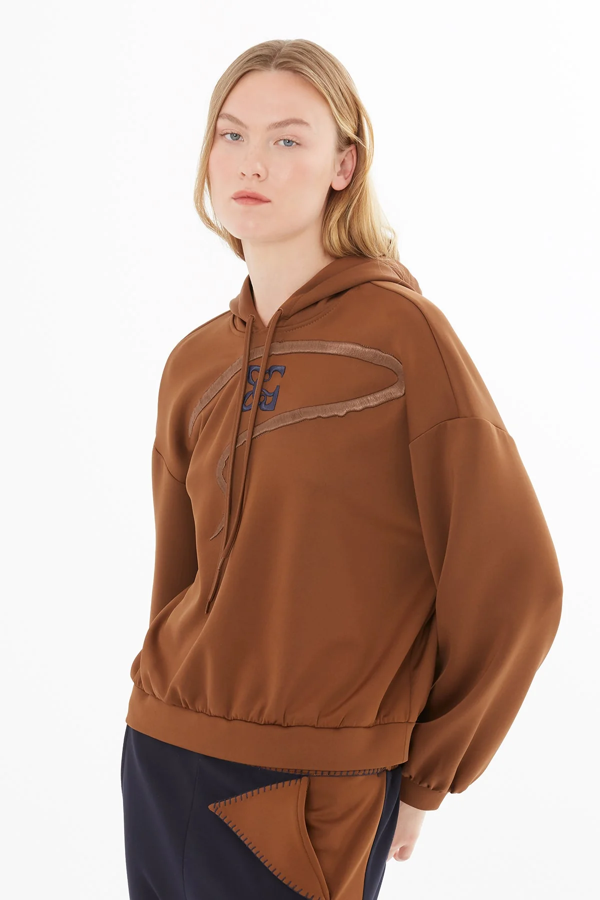 Brown Sweatshirt with G-Logo - Image 3