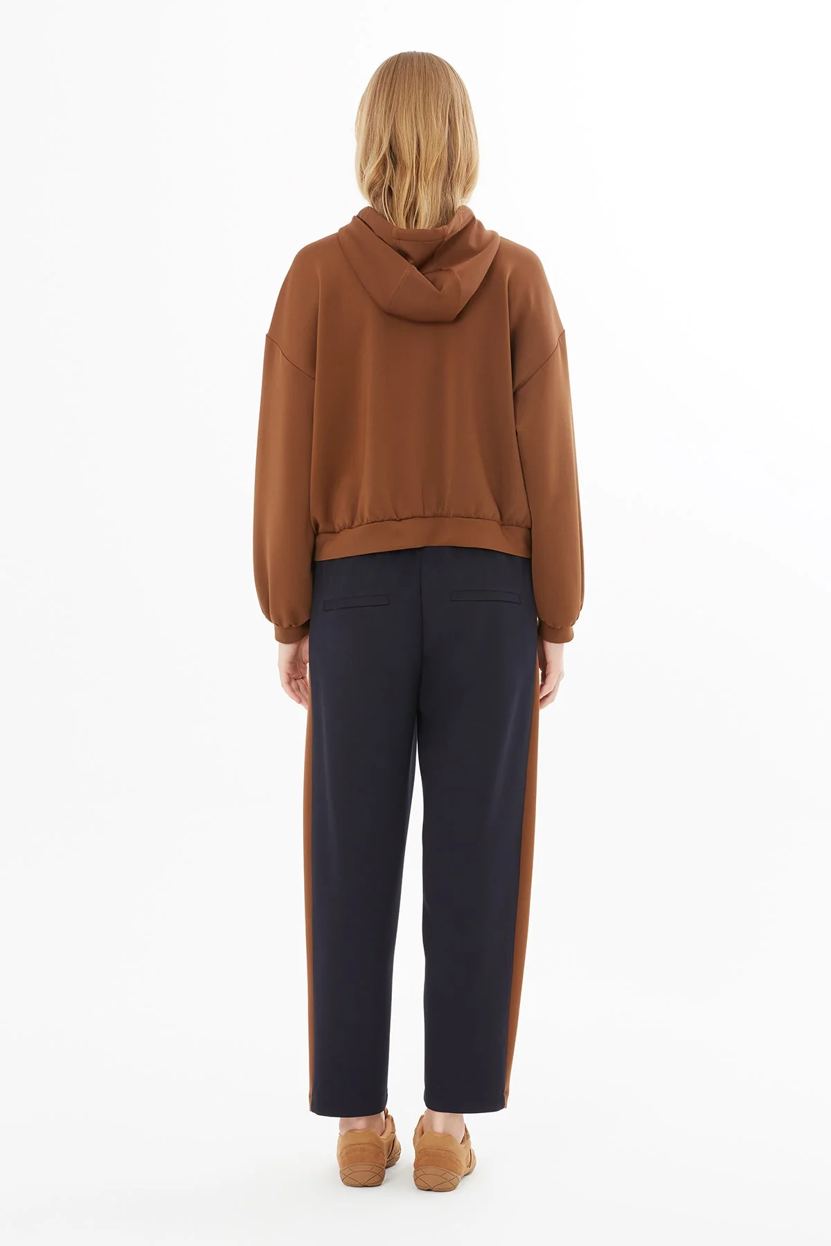 Brown Sweatshirt with G-Logo - Image 4