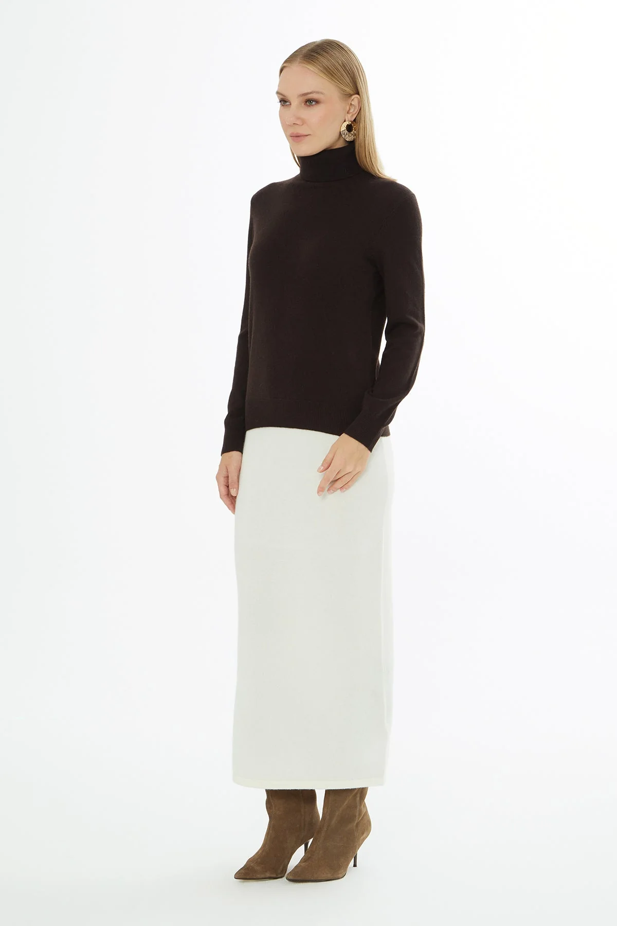Brown Turtleneck Knit Blouse - Image 3