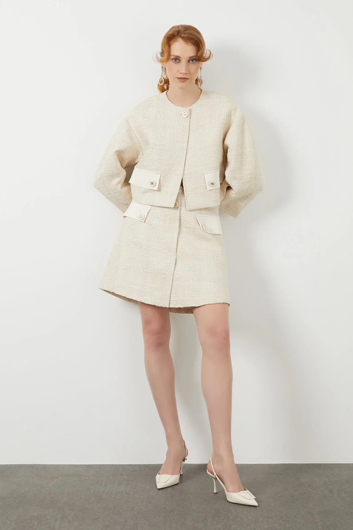 Button-Detail Crop Jacket - Image 3