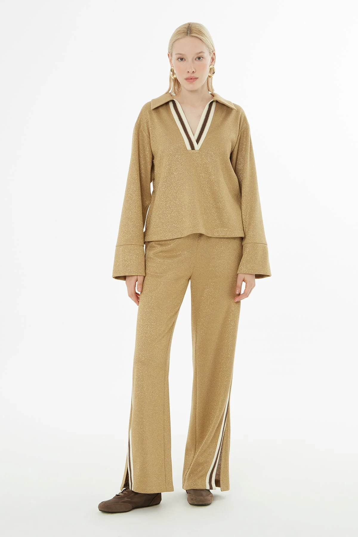 Camel V-Neck Glittery Tracksuit Set