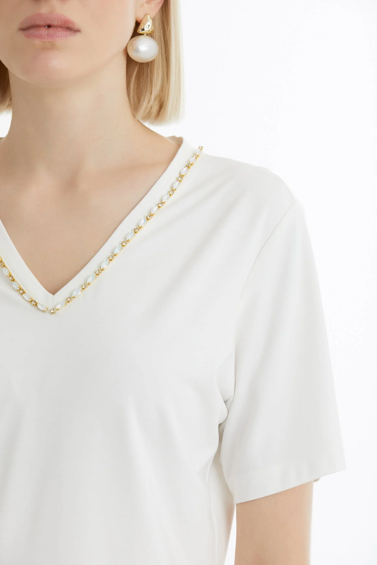 Ecru Embellished Collar Detail T-Shirt - Image 3