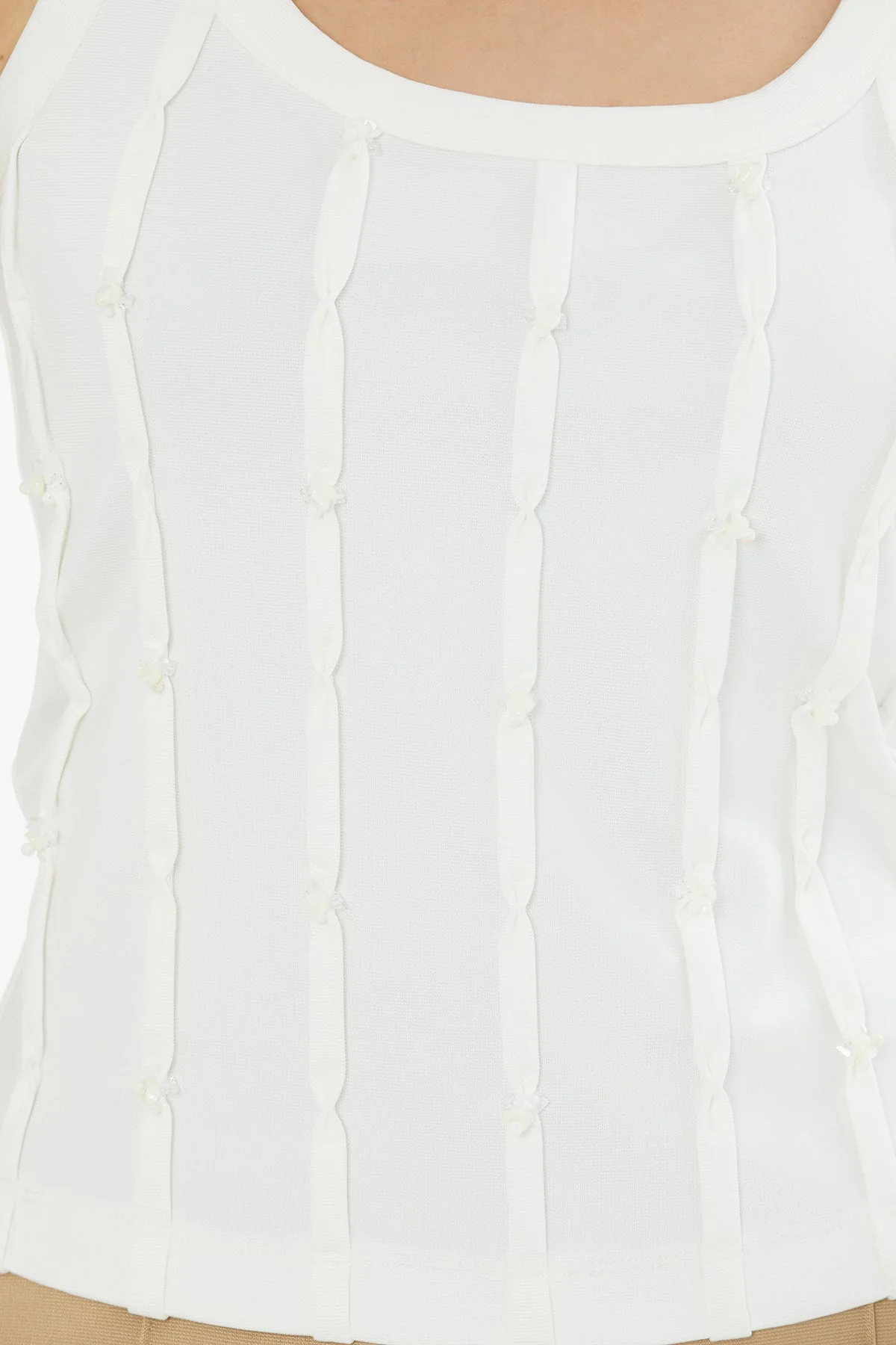 Ecru Embroidered Detail Tank Top - Image 2