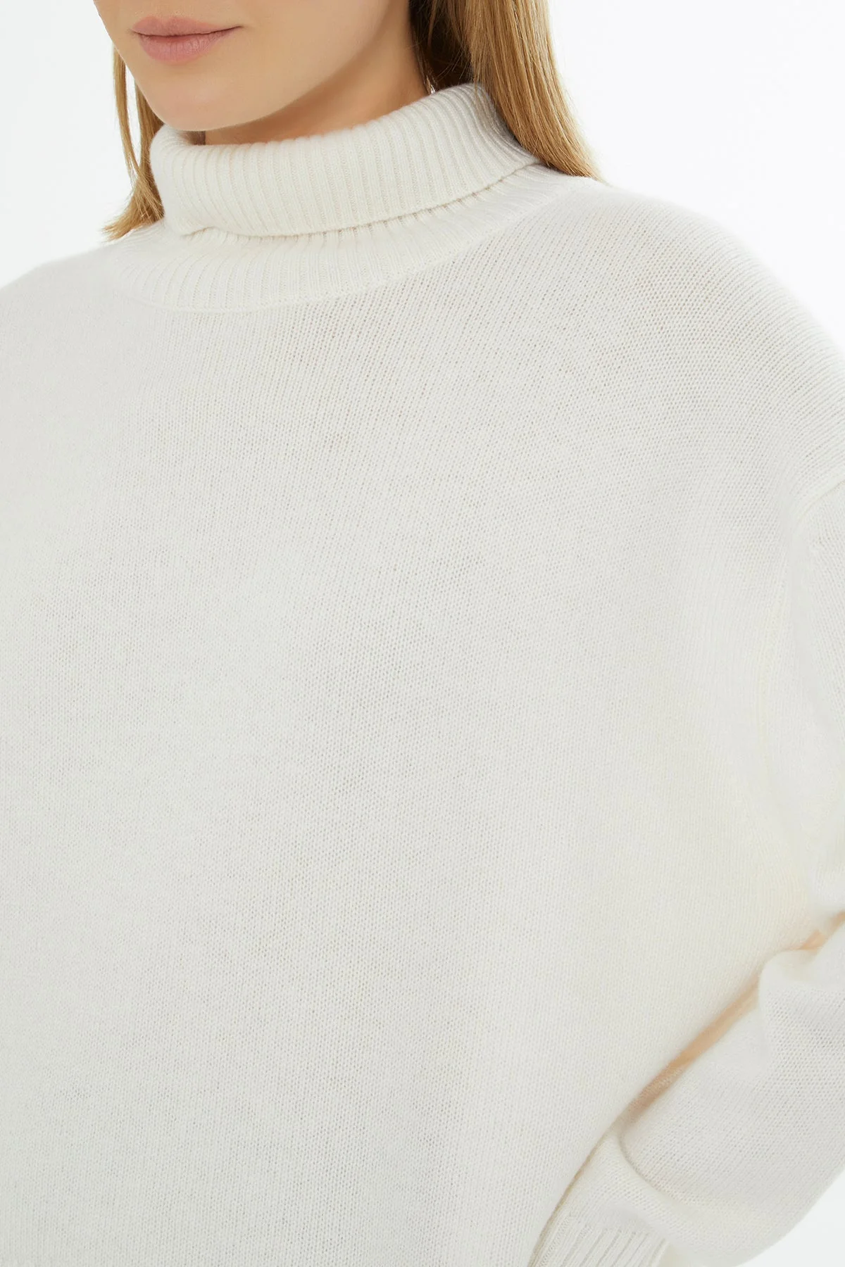 Ecru Long-Sleeve Turtleneck Sweater - Image 2