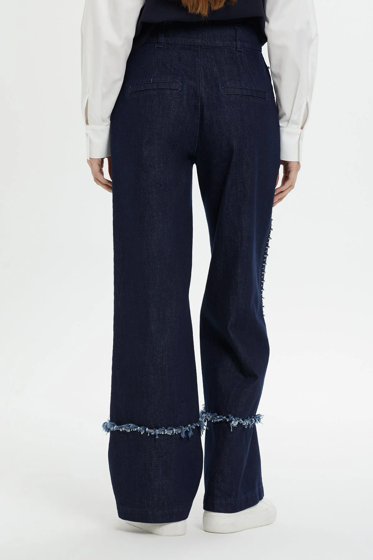 Embroidered Wide-Leg Jeans - Image 5
