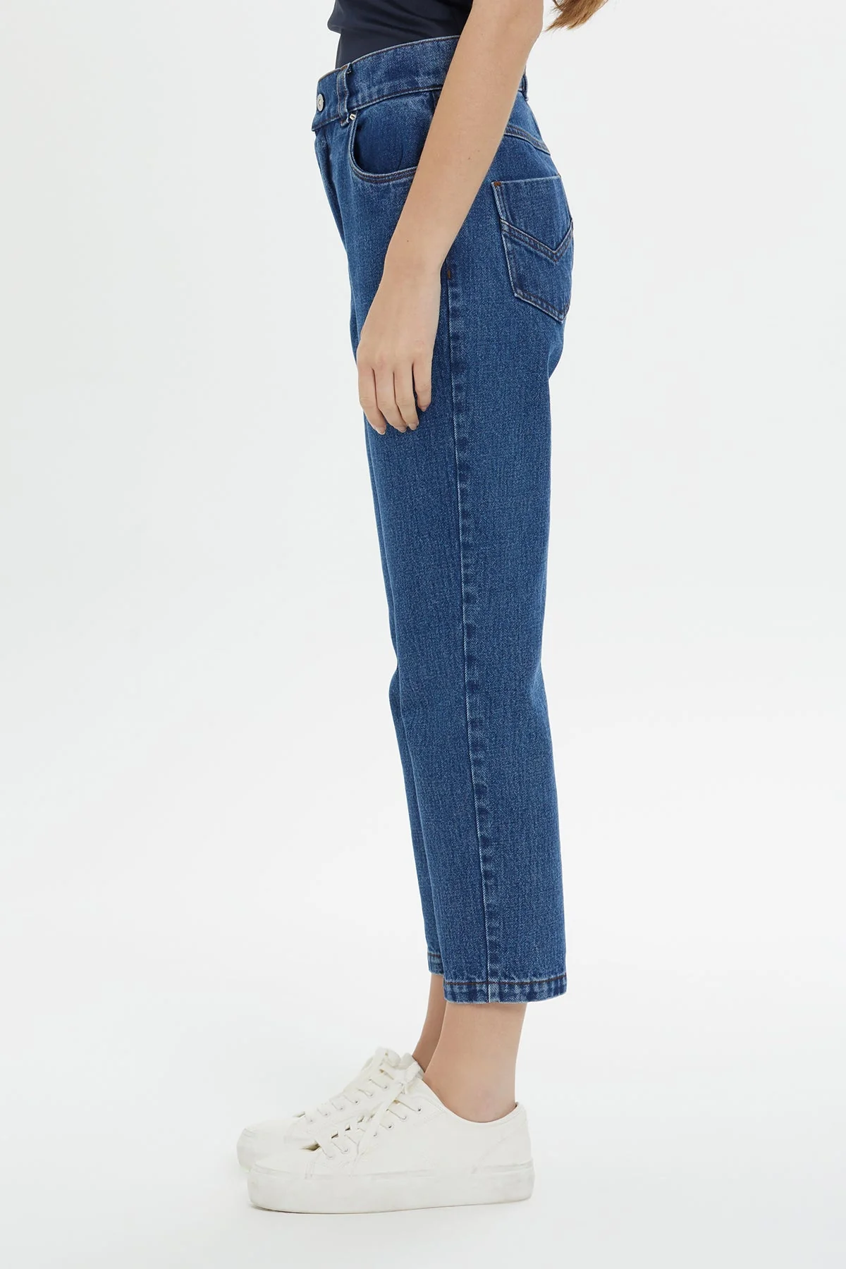Five-Pocket Classic Jeans - Image 4