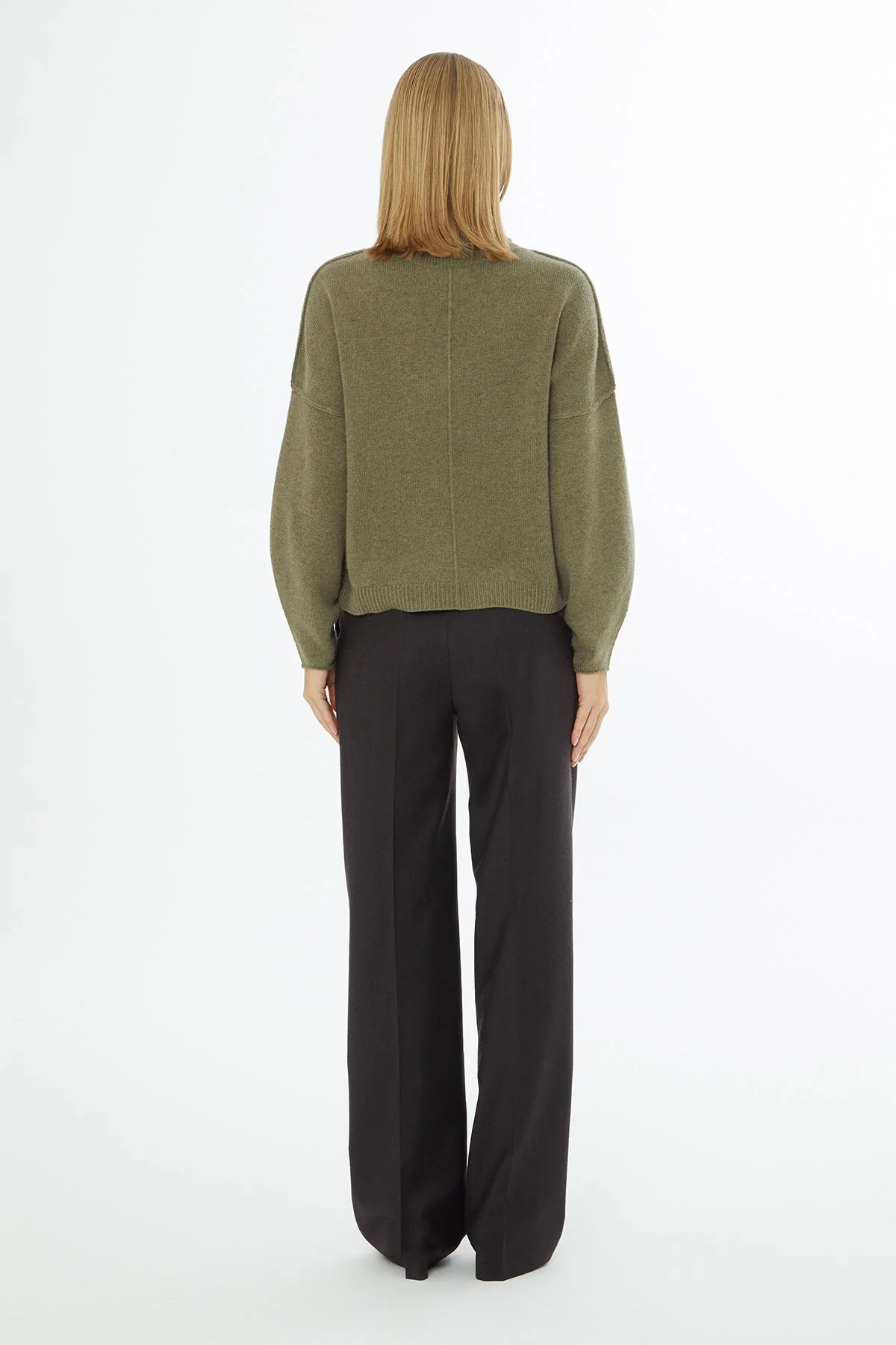 Green Long-Sleeve Turtleneck Sweater - Image 4