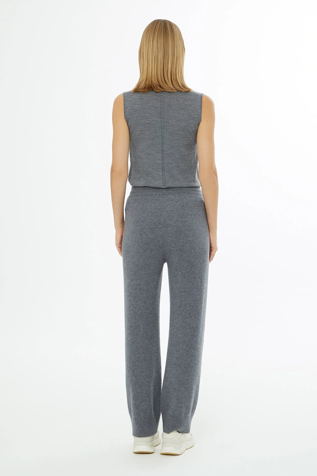 Grey Knitted Trousers with Elasticated Waist - Image 4