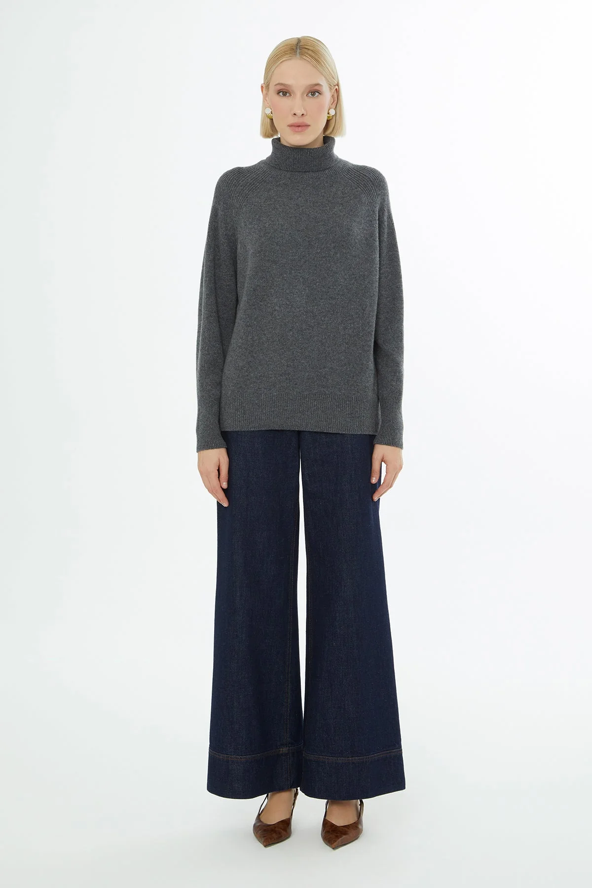 Grey Long-Sleeve Turtleneck Sweater