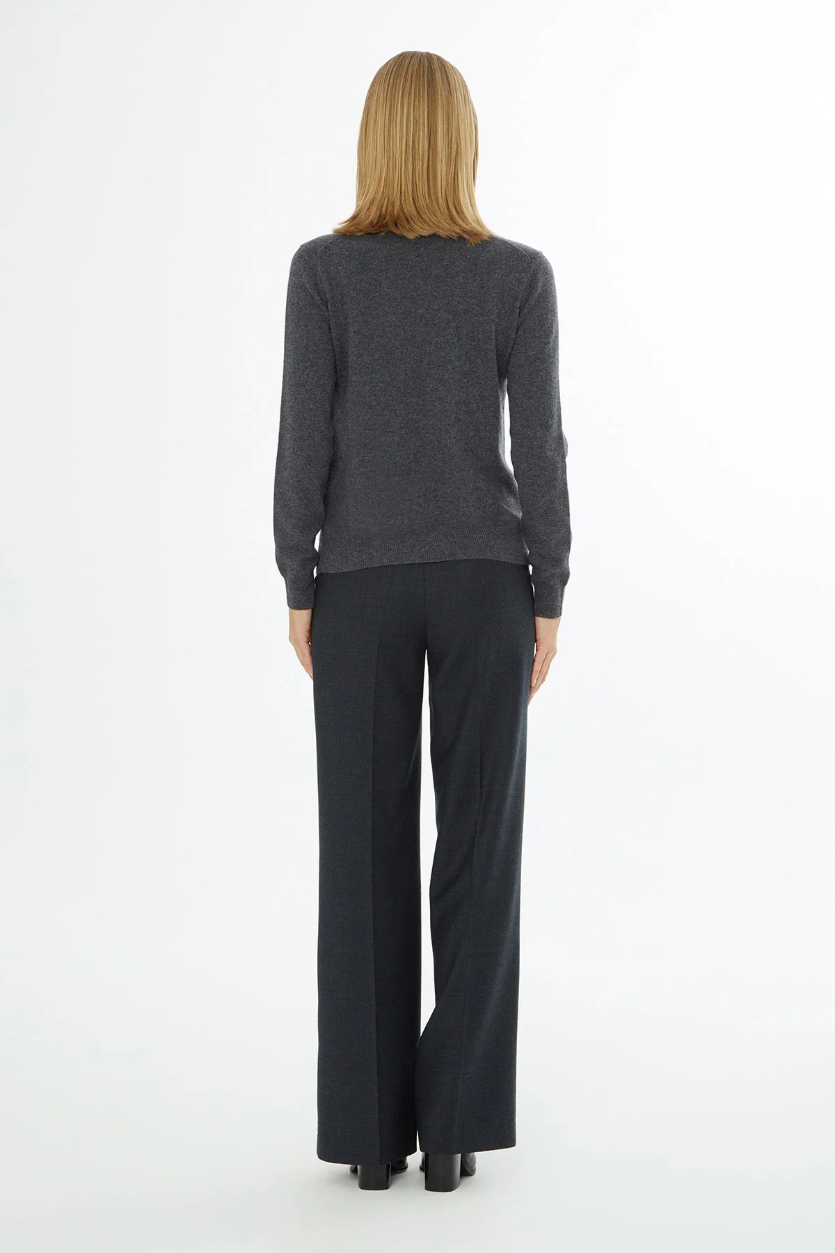 Grey Turtleneck Long-Sleeve Knit Sweater - Image 5