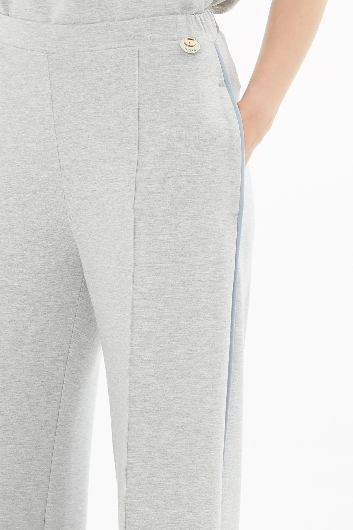 Grey Wide-Leg Sweatpants - Image 3