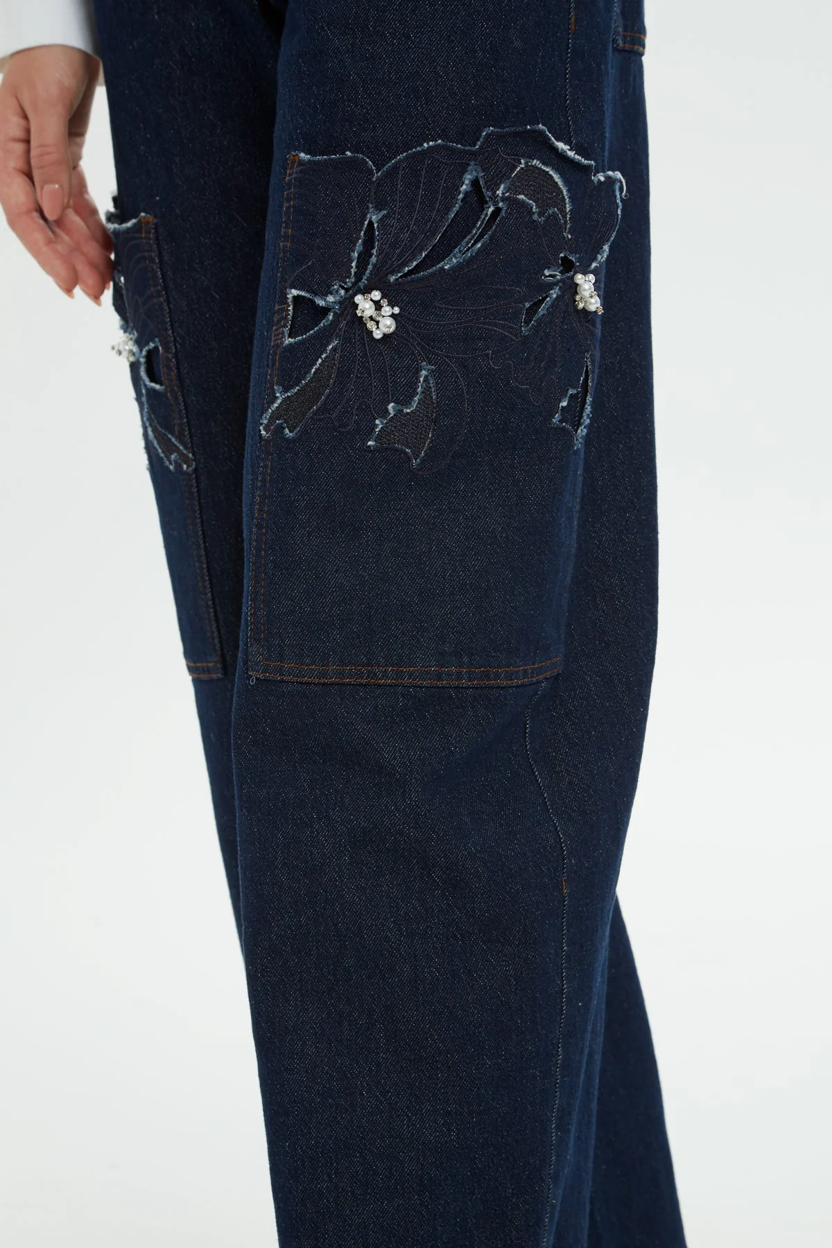 Jean Pants with Embroide Pockets - Image 2