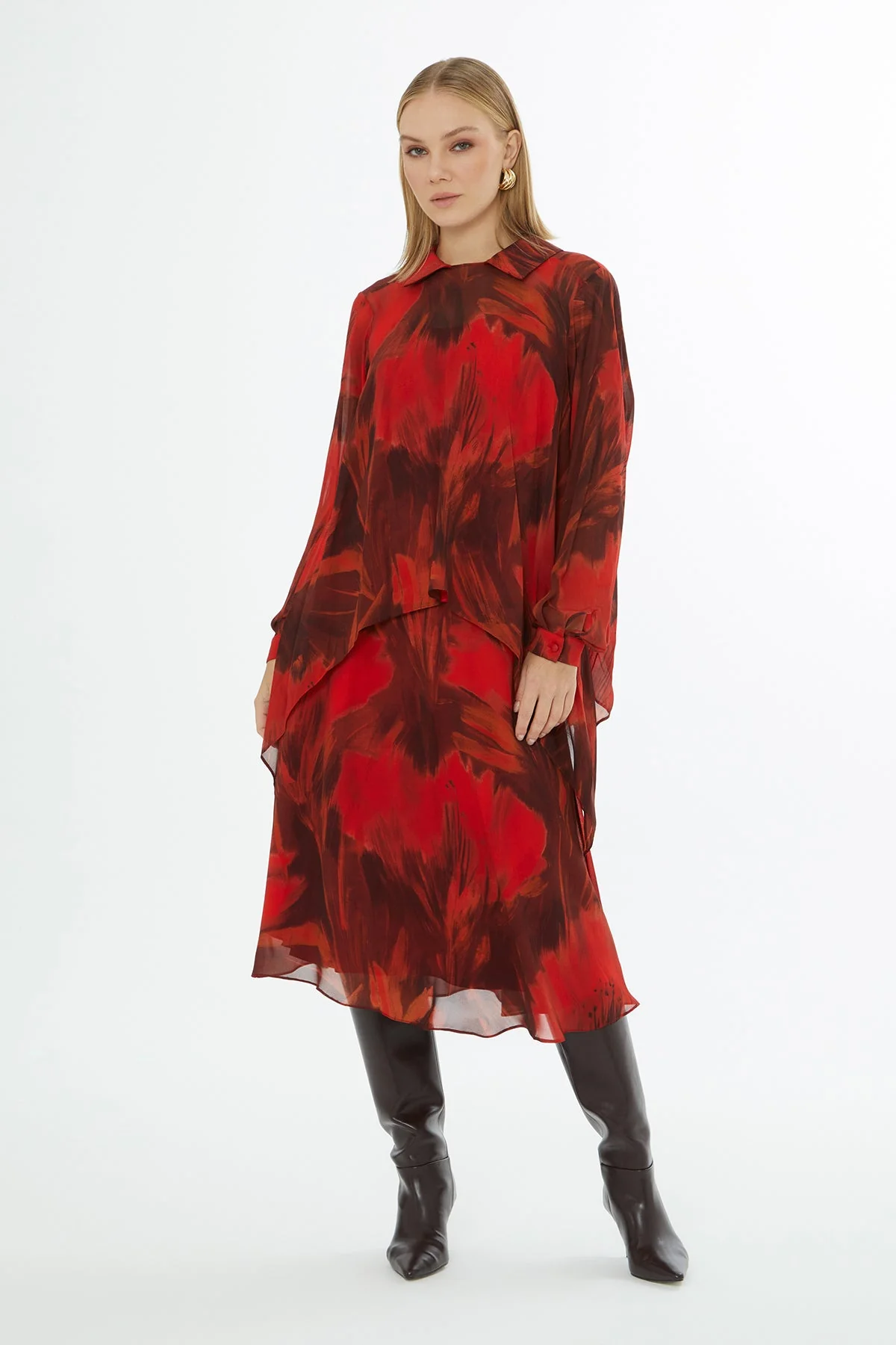 Printed Blouse with Asymmetrical Cut - Image 3