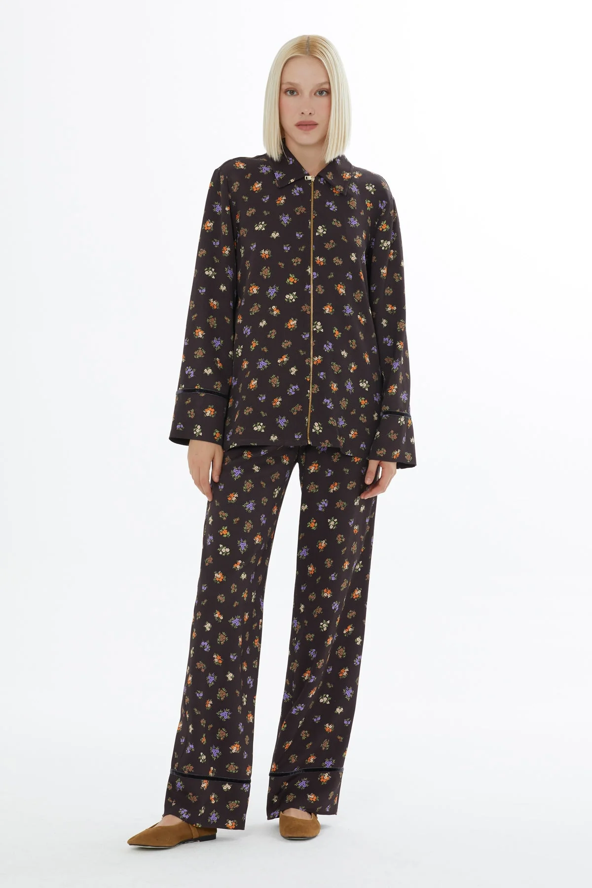 Printed Comfortable Zip-Up Suit