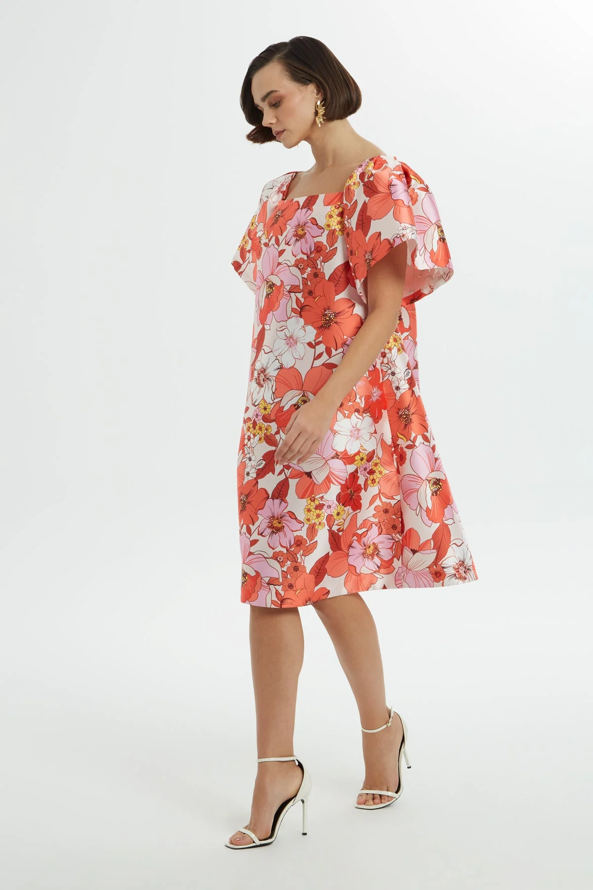 Printed Short-Sleeve Short Dress - Image 4