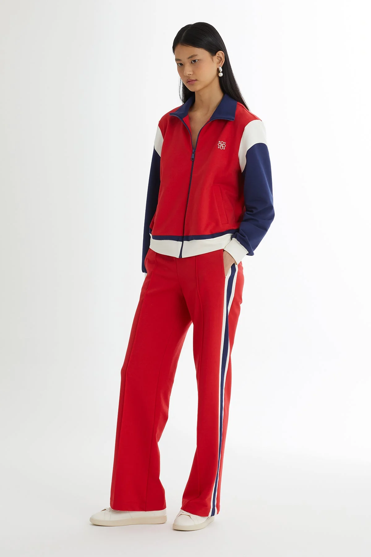 Red Metal Accent Sweat Set - Image 3