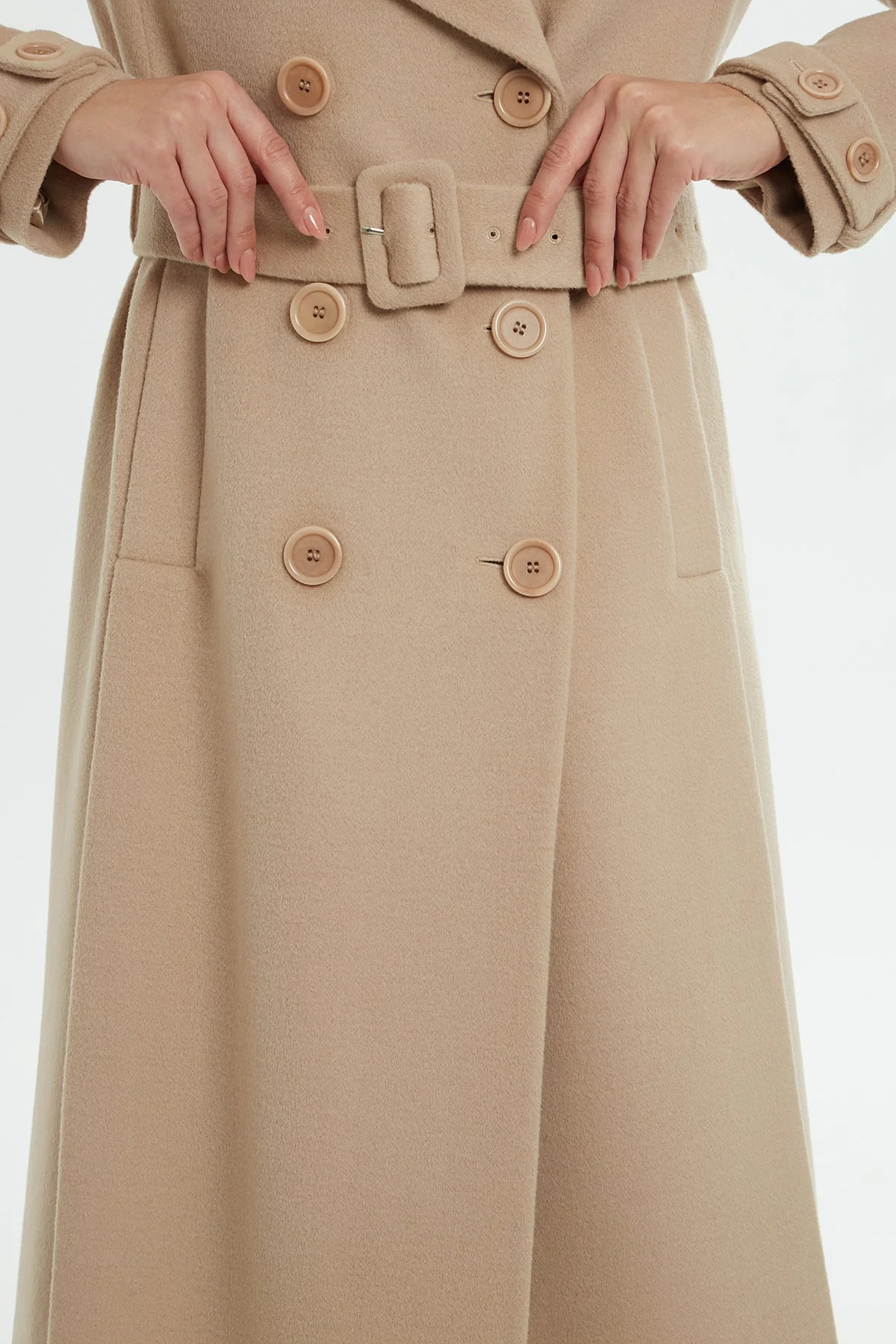 Shawl-Collar Long Cashmere Coat - Image 3