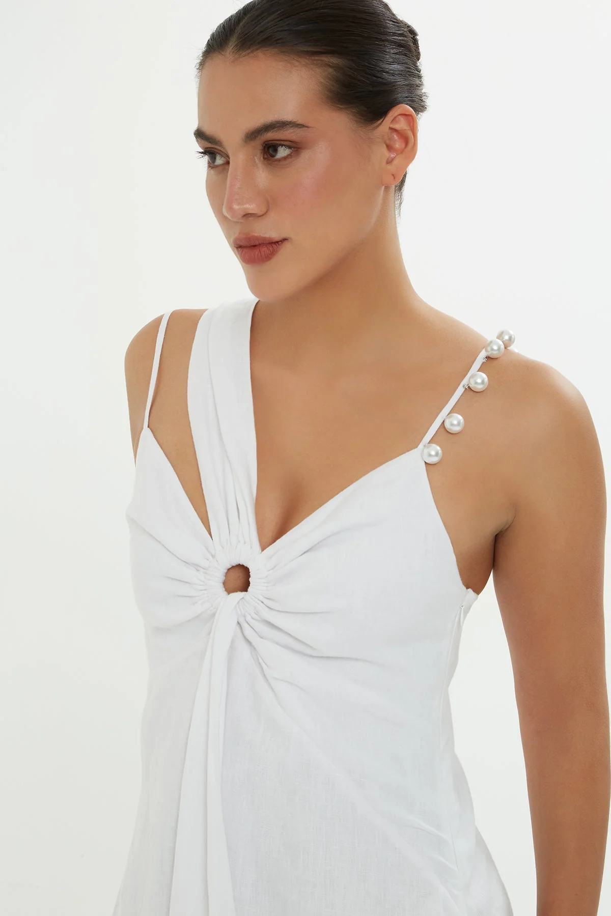 White Dress with Sleeve Detail - Image 3