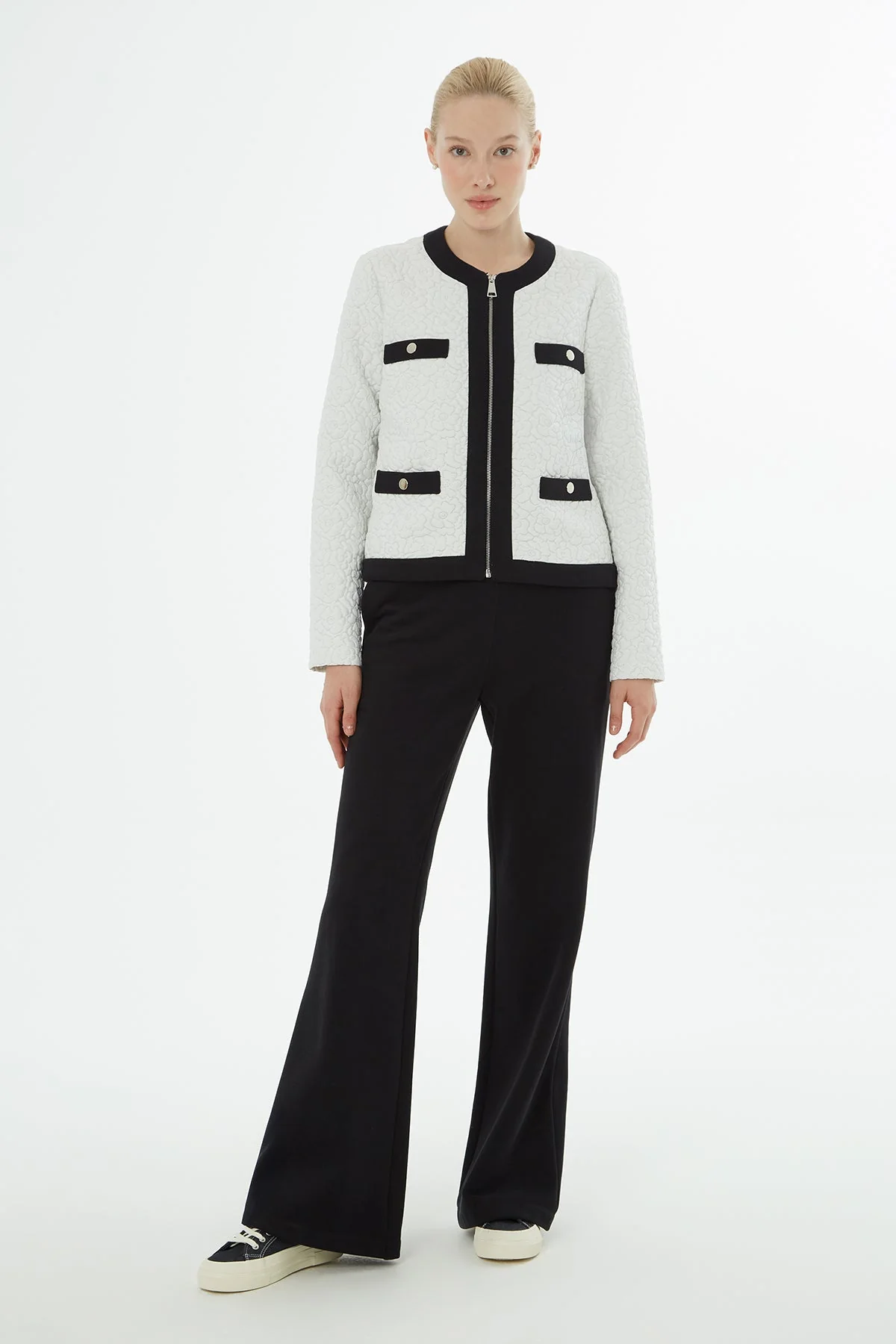 White Printed-Detail Tracksuit Set - Image 3